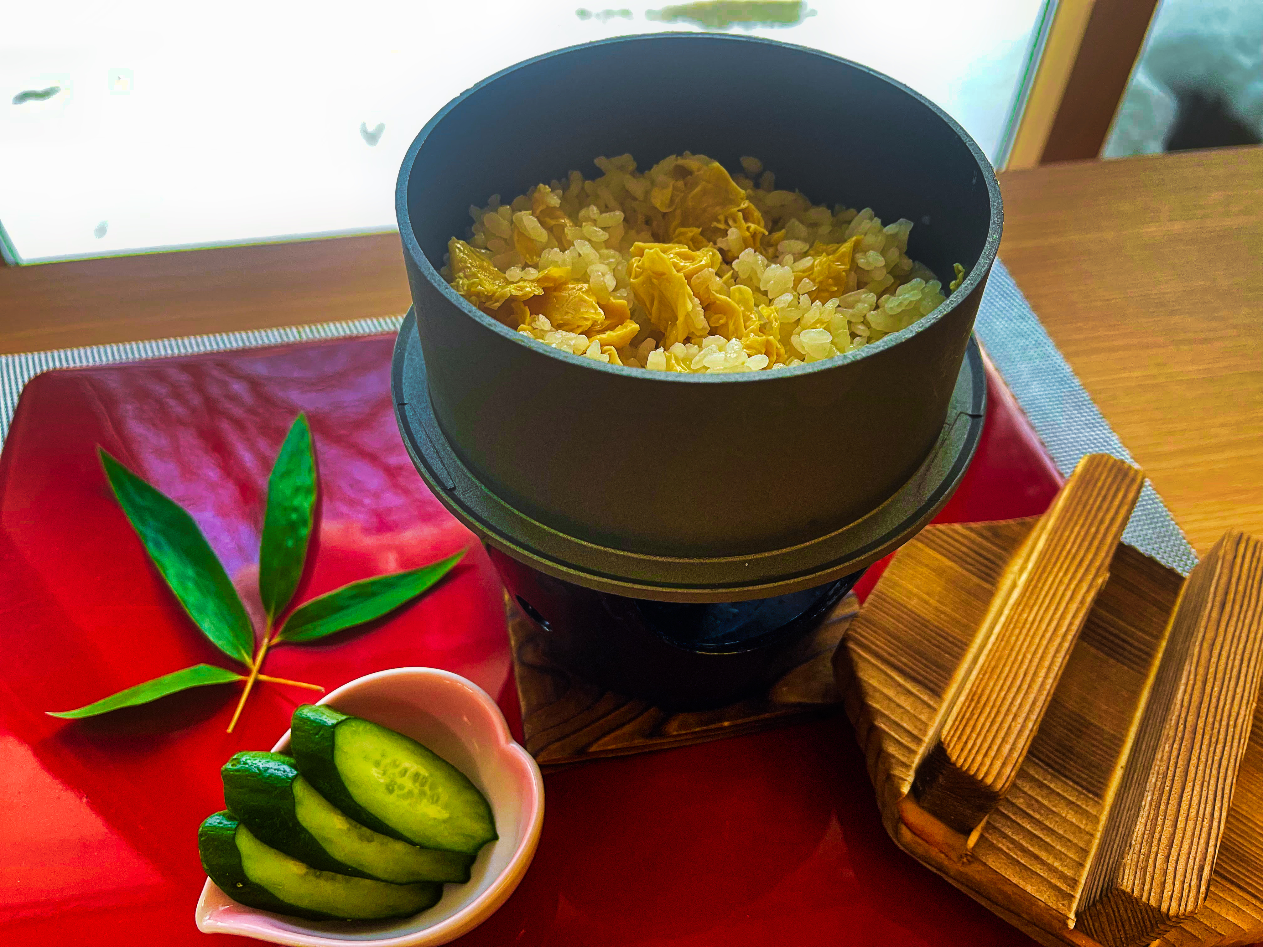 湯葉釜めしを主役にした和朝食で、ほっとする朝のひとときを。＊画像はイメージです。