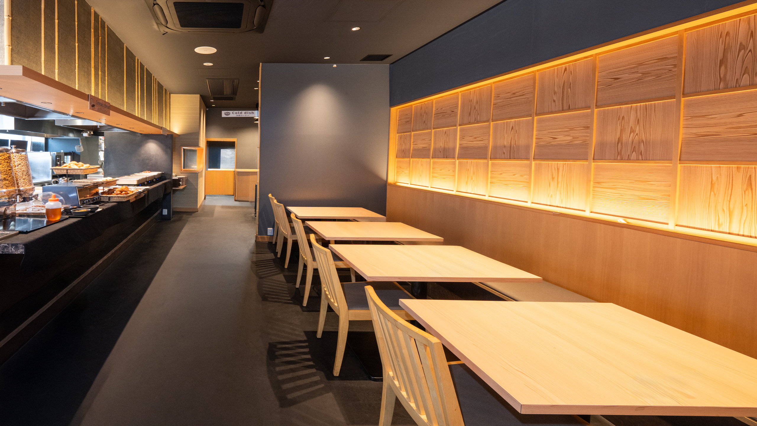 【朝食ビュッフェ】朝食の店内風景