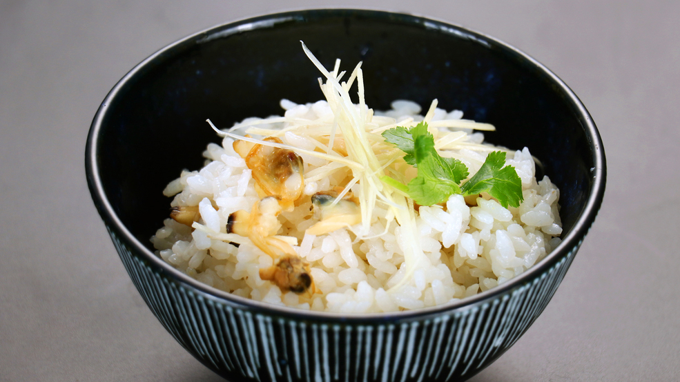 【春・シェフにおまかせコース】淡路島産の季節の食材で彩る和洋創作コース【二食付】
