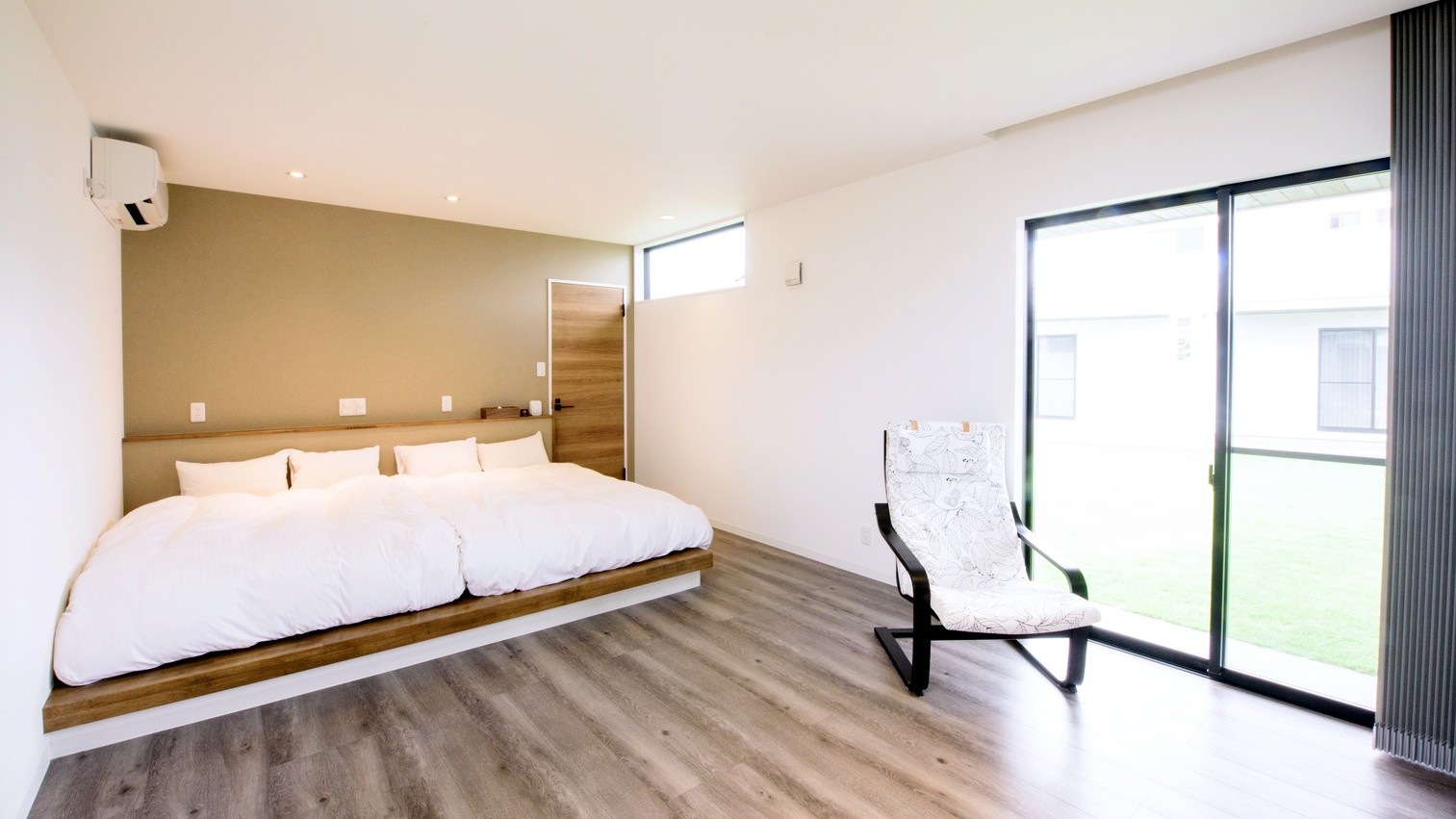 【エグゼクティブ】30平米ツイン（ダブルボウル/バストイレ）