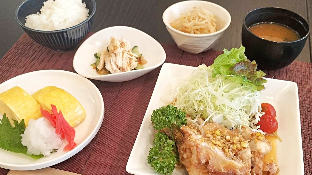 【夕食のみ】連泊の夕食付で1泊8，470円〜！リピーターご用達メニュー！日替わり夕食セット連泊プラン