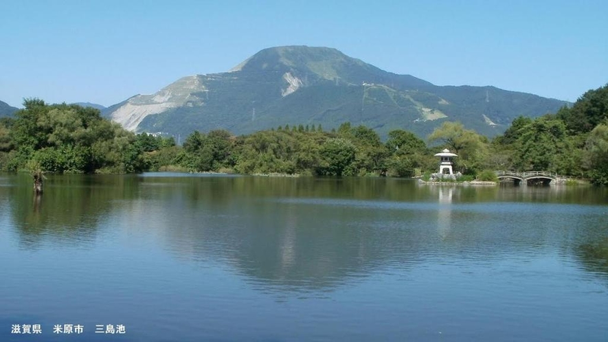 三島池から伊吹山の眺め。車で10分。