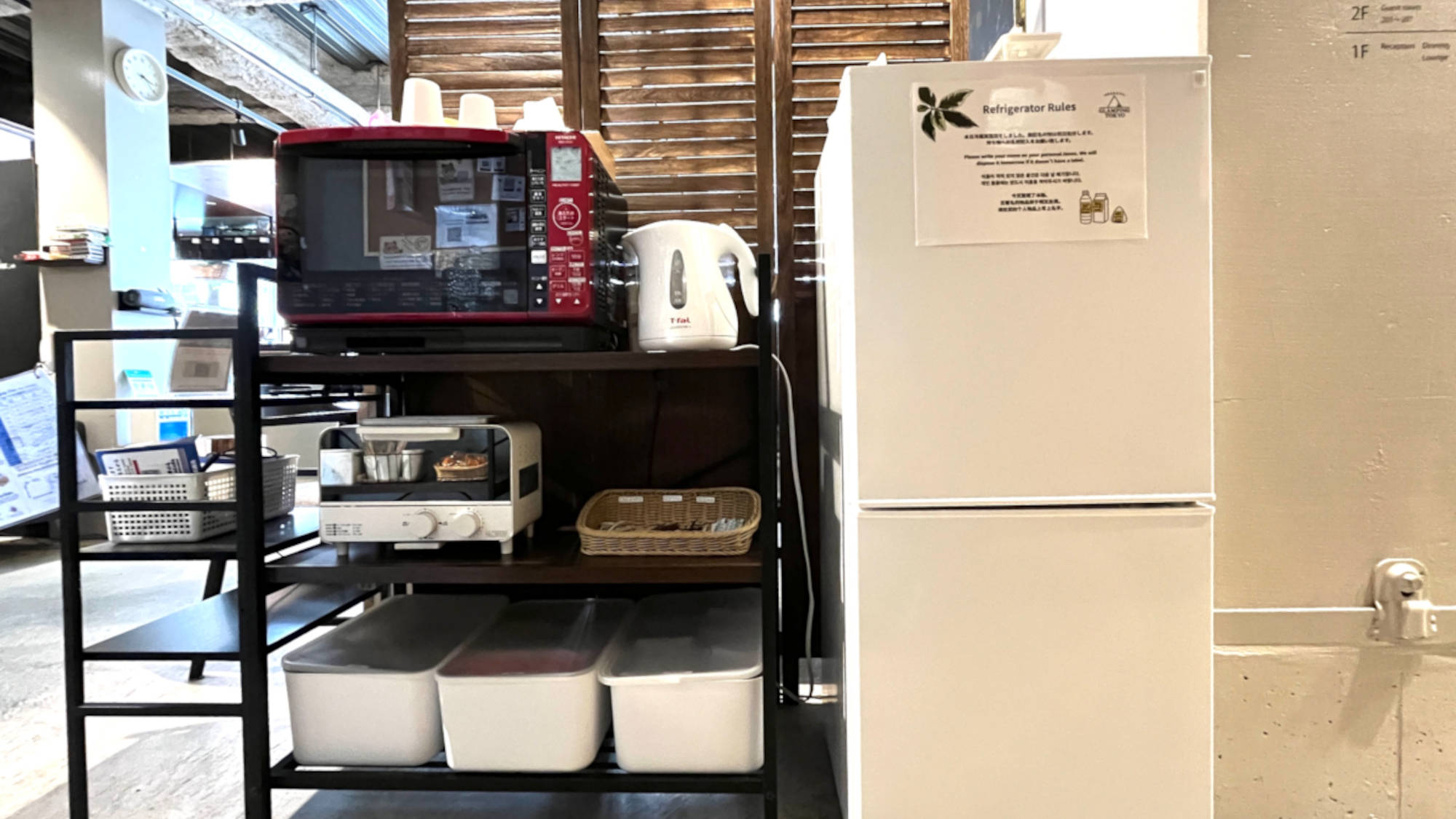 共用部：冷蔵庫・電子レンジ・トースター・電気ケトル等