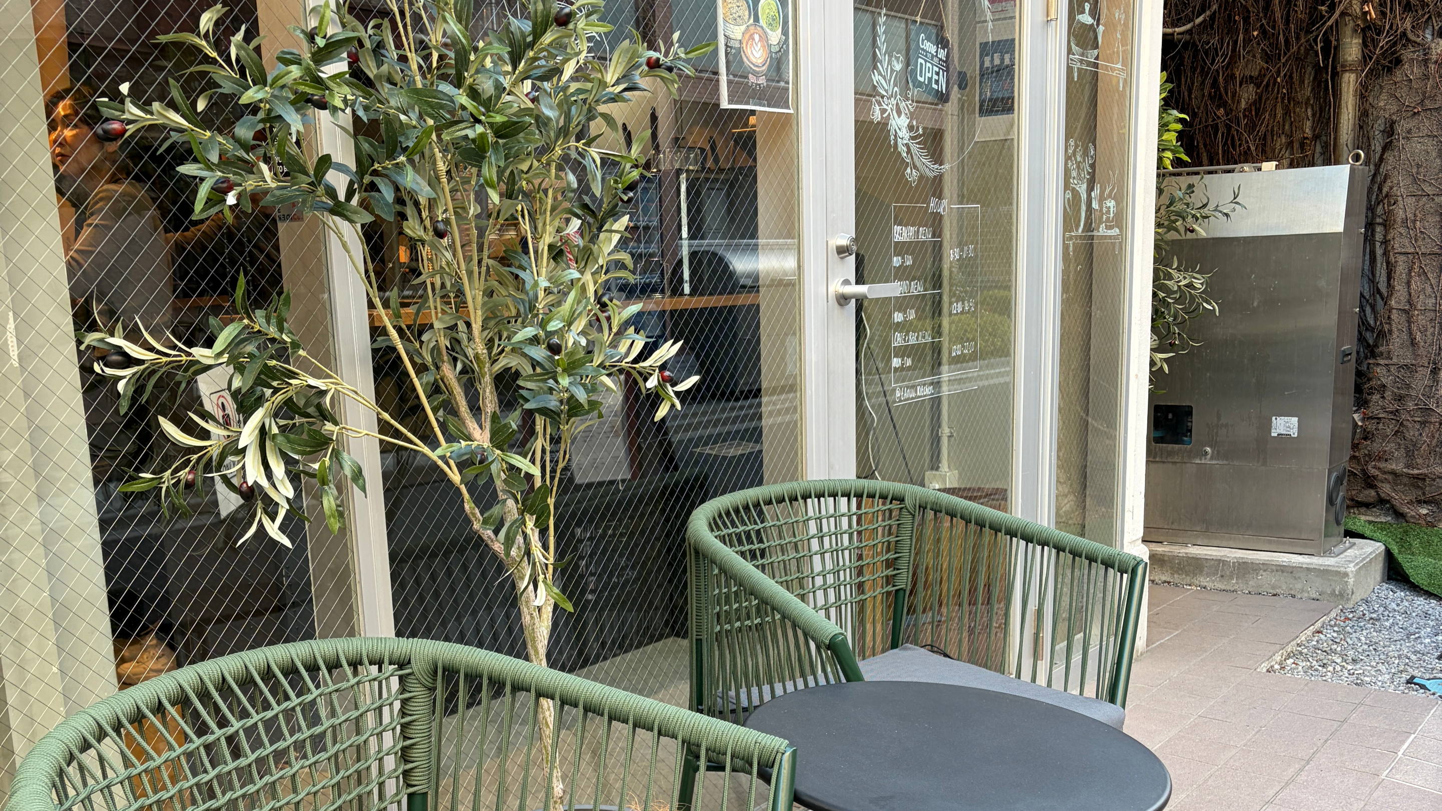 ホテル・カフェ入り口