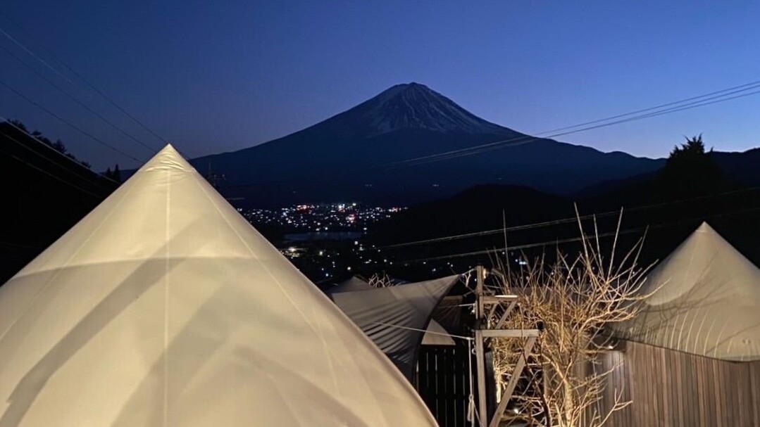 夜の富士山