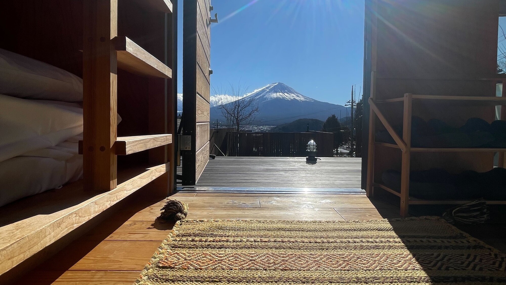 Dot Cabinから見える富士山