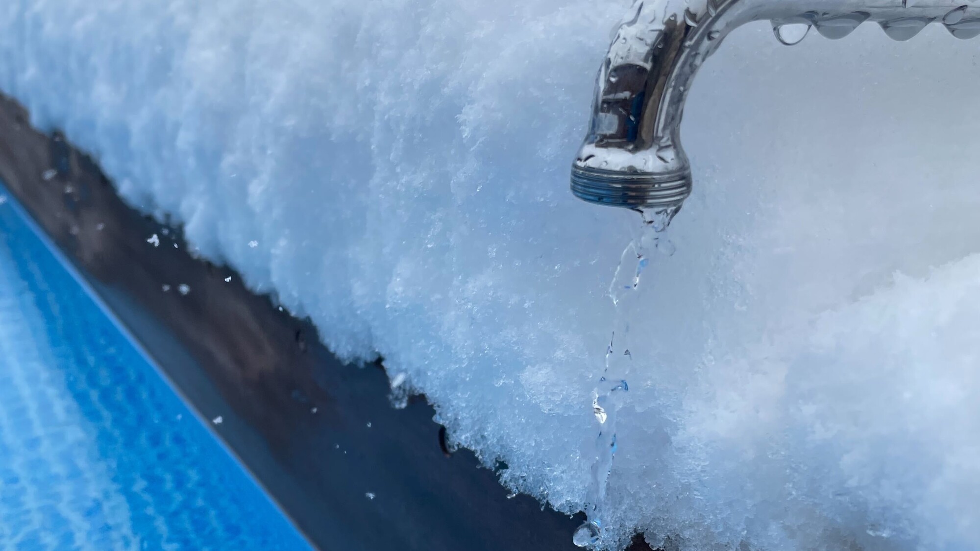 冬　雪とサウナ水風呂