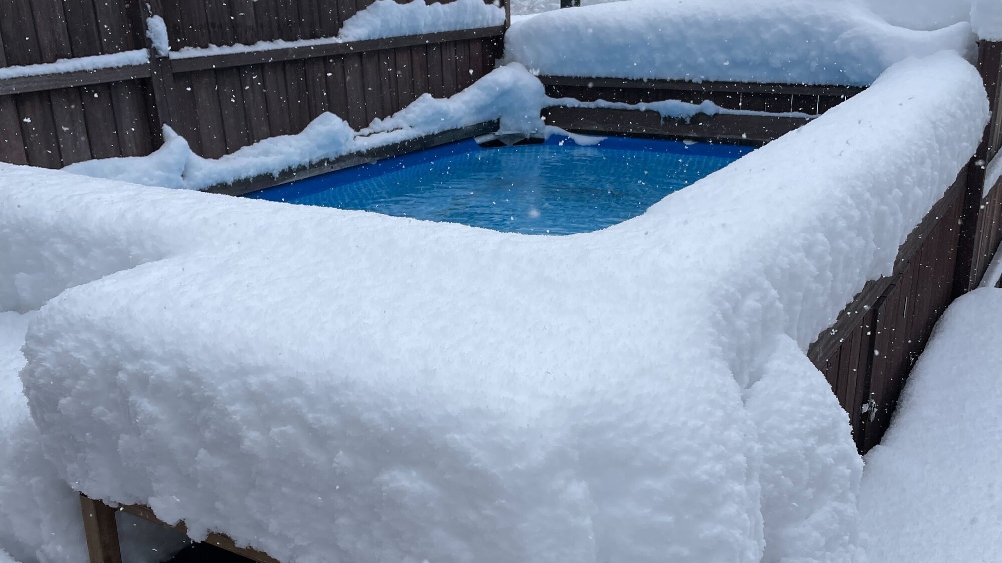 冬　雪とサウナ水風呂