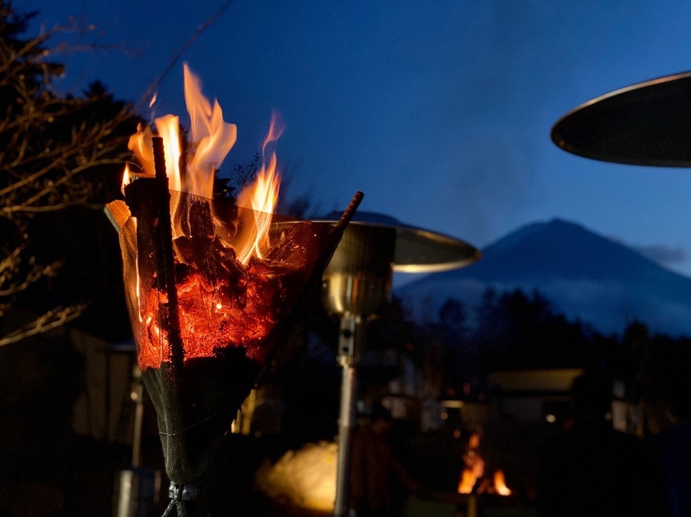 【3つの体験を満喫】炭火BBQ・焚き火・専用ジャグジー｜夕朝食付き