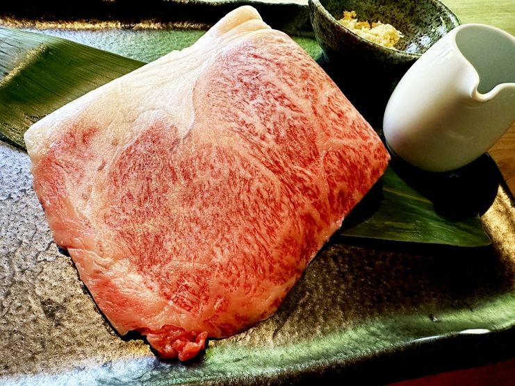 【VILLA★1日5棟限定】9月10月は近江牛！銘柄和牛“大判一枚”を炭火BBQで味わう（1泊2食）