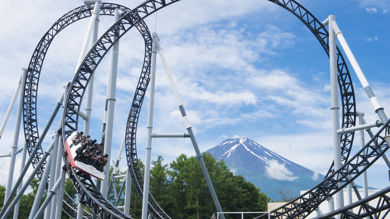 【富士急ハイランド×グランピング】贅沢BBQ＆富士急フリーパス1日券付プラン＜VILLA・2食付＞