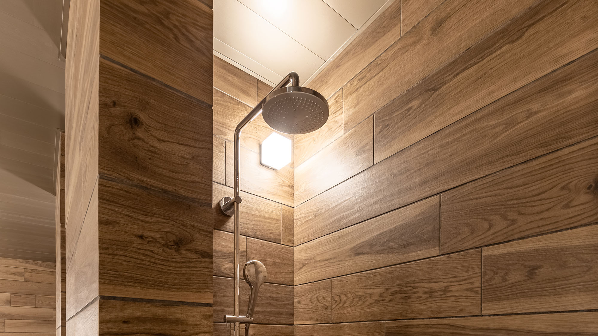 B1階『大浴場洗い場』