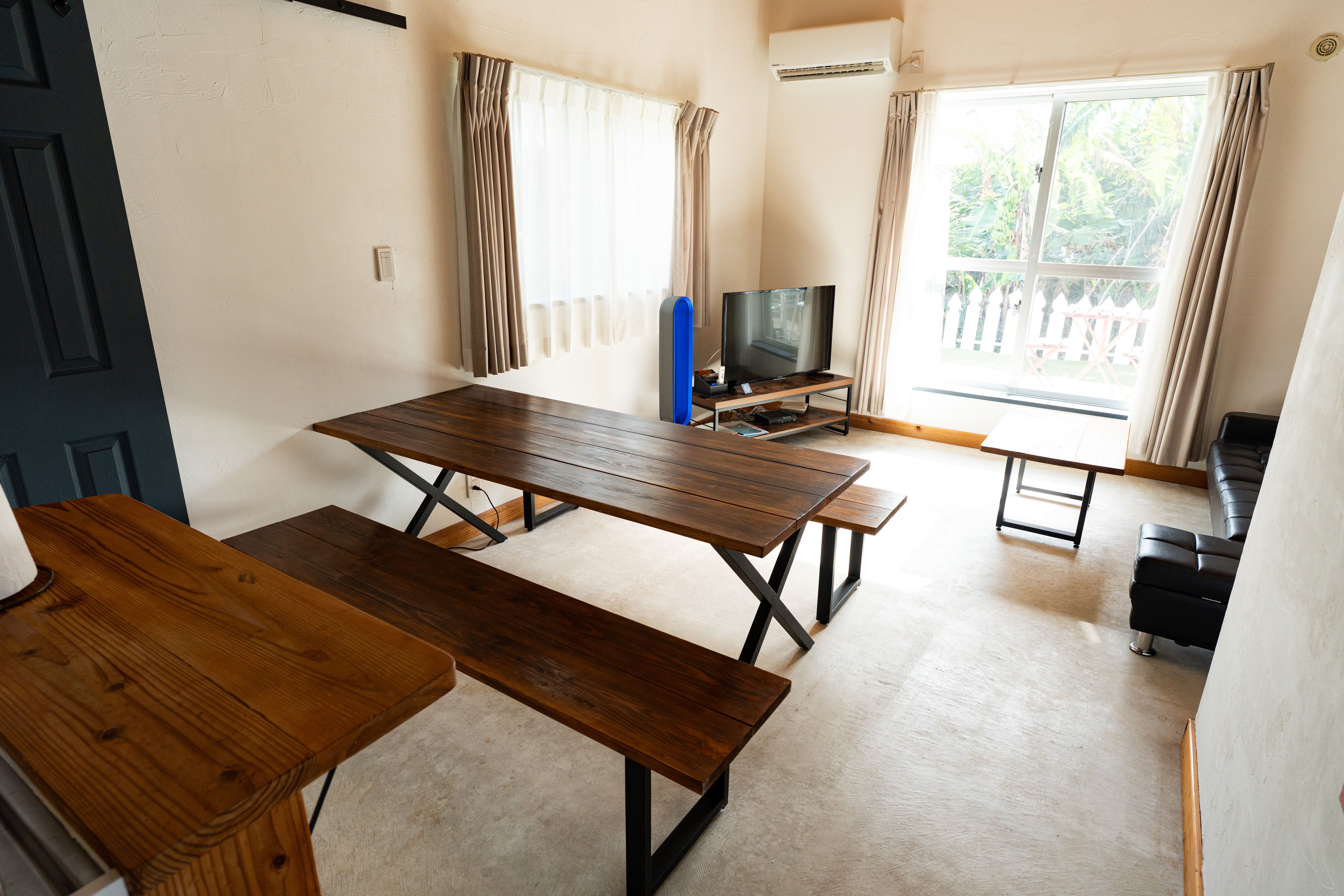 アカショウビン棟　リビング