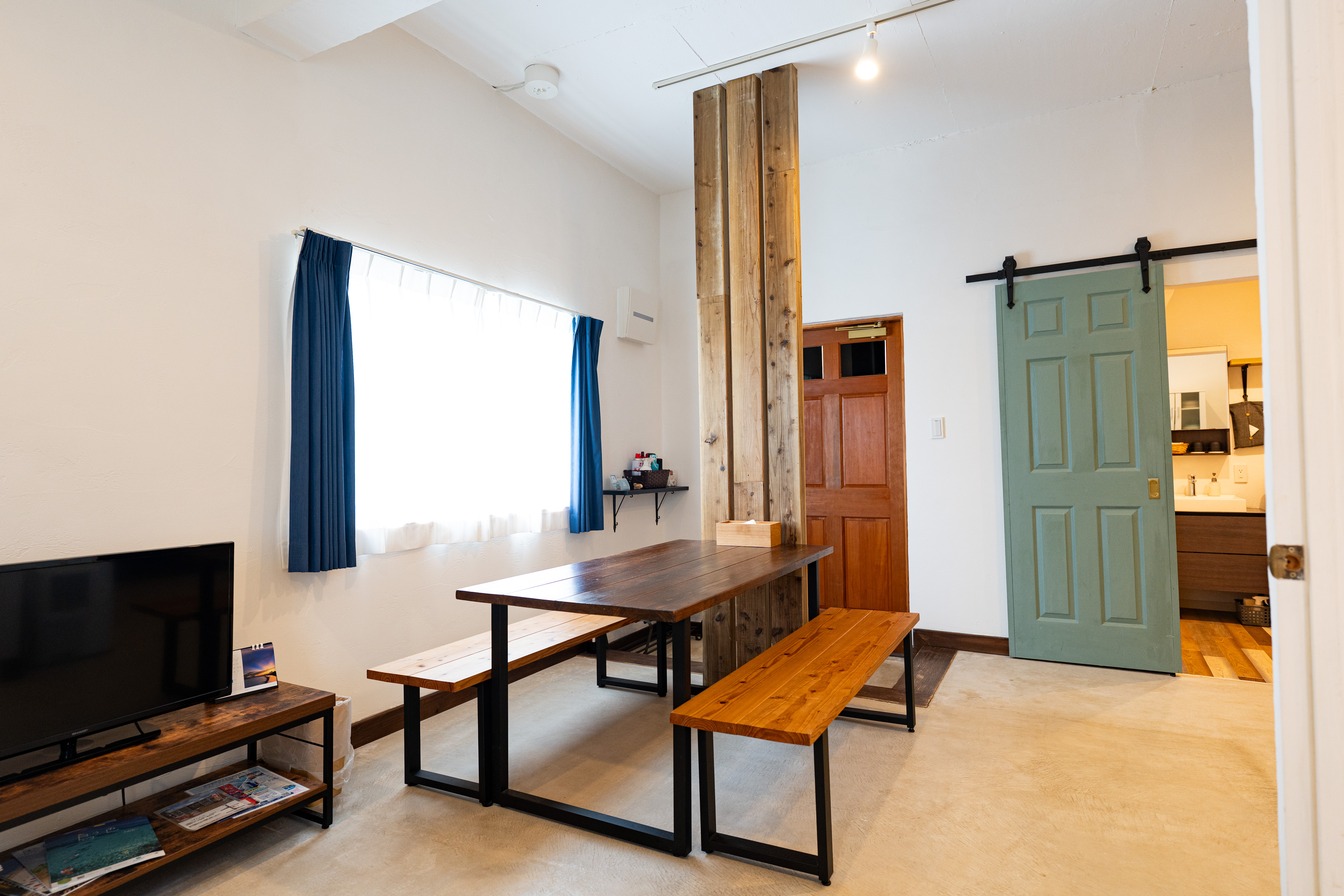 アオショウビン棟　ダイニング