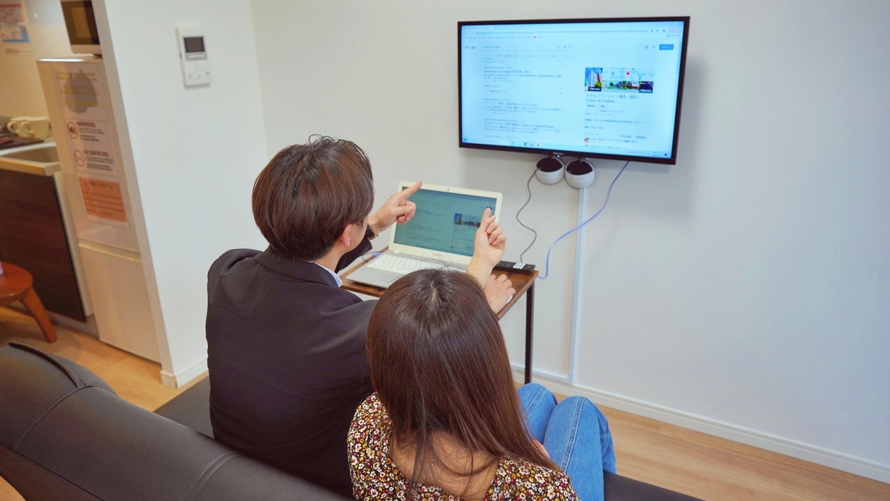 【Smart TV・有線LAN・HDMI 完備】仕事も休息も一緒に！