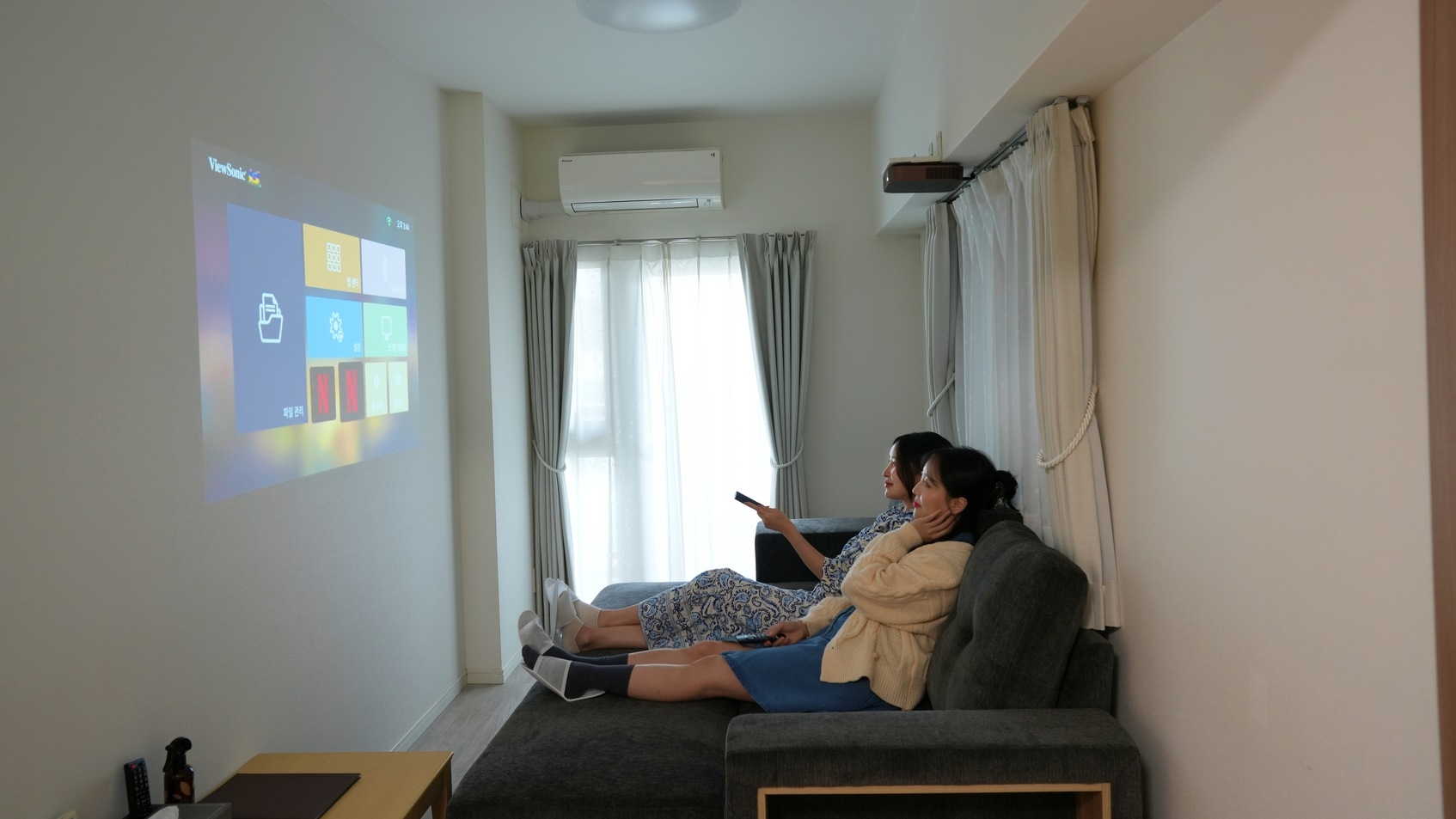 【Smart TV・有線LAN・HDMI 完備】仕事も休息も一緒に！