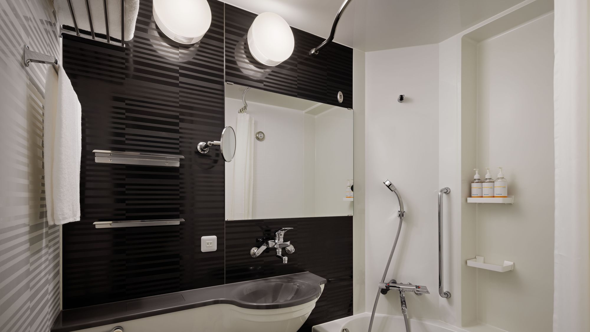 バスルーム（ダブルルーム）