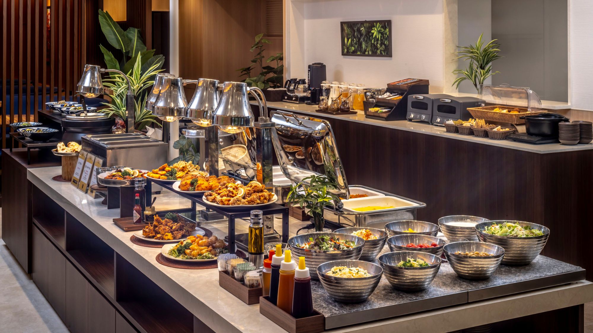 朝食ビュッフェ