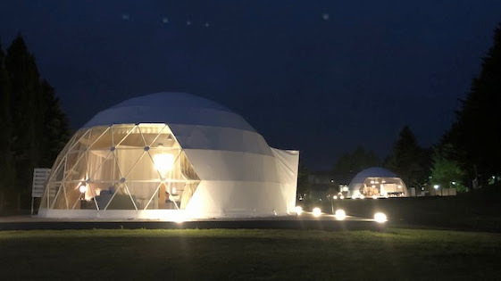 【ETTORE】エグゼクティブスイート・シングルドーム8m 家具デザイナーの名を冠したドームテント