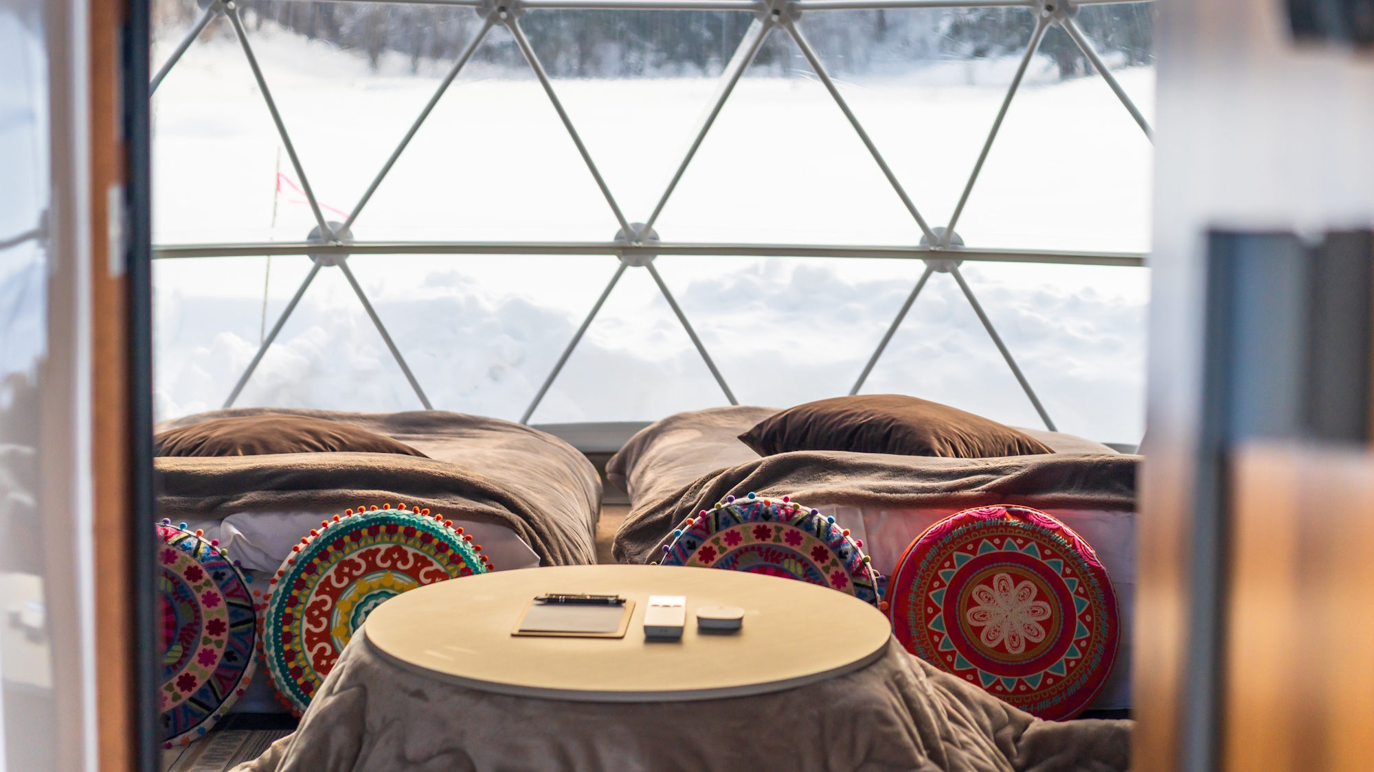 雪が積もった朝（シングルドーム）