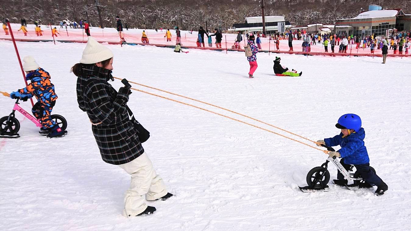 お子様の雪遊びデビューにもぴったり