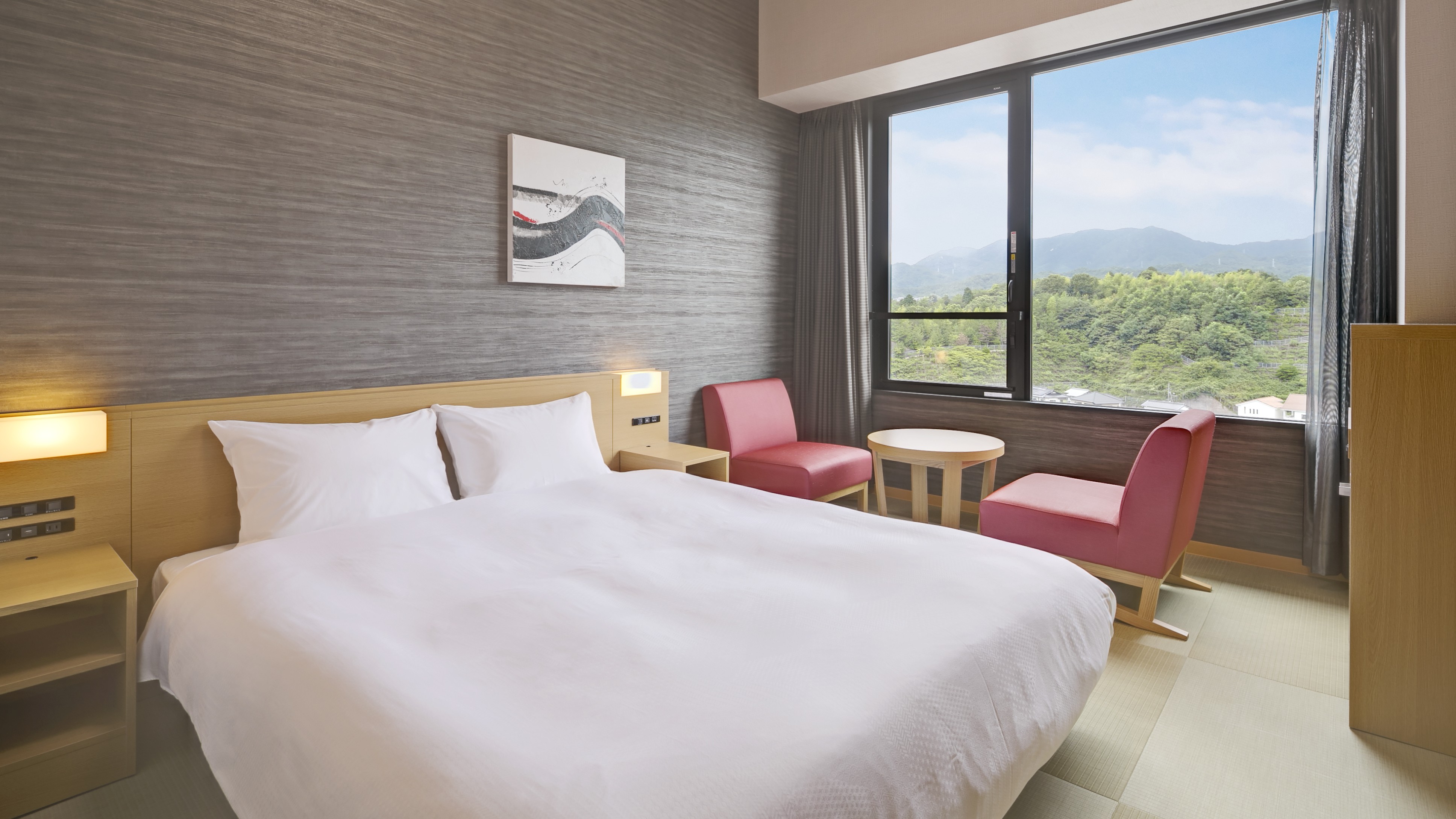 ＜客室＞ダブル◇禁煙【山側】（19.5～21.1㎡・ベッド幅160cm）