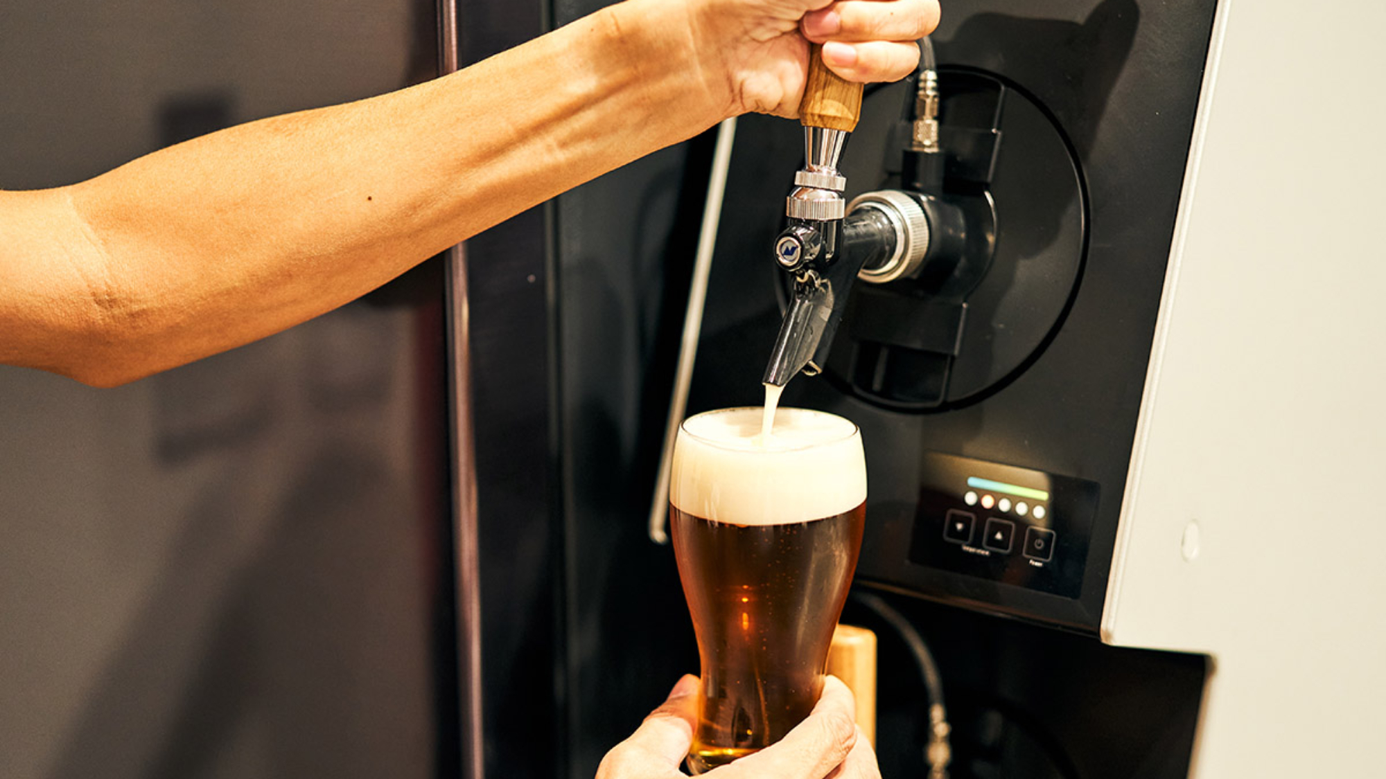 専用ビールサーバー完備（101）