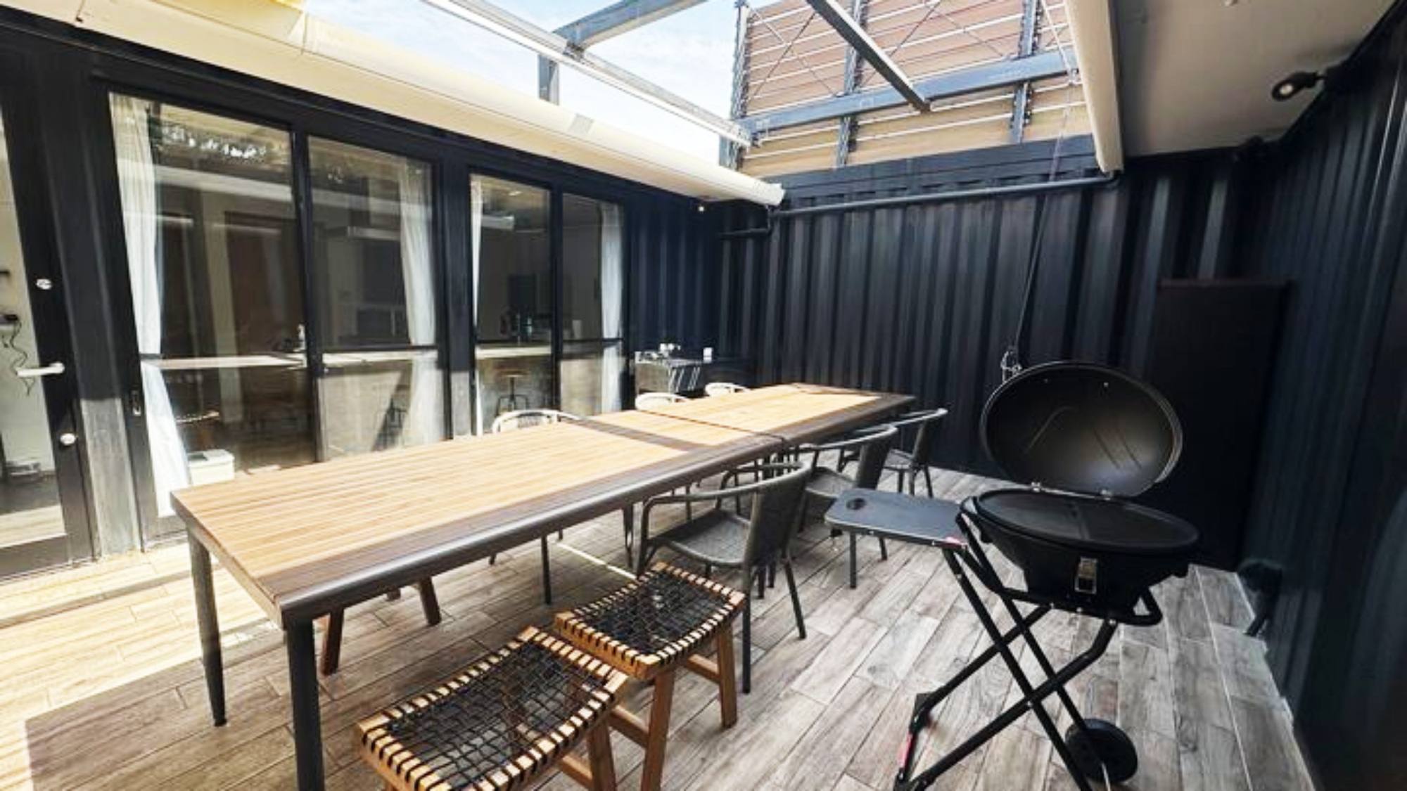 本格BBQグリルで美味しいひと時を！