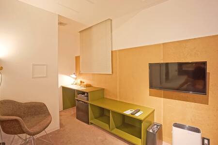 403号室：デスクエリア