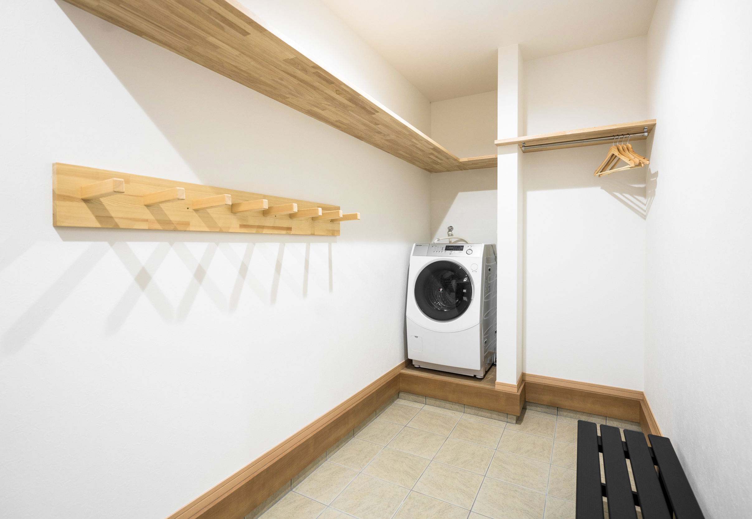 洗濯乾燥機・スキーラック