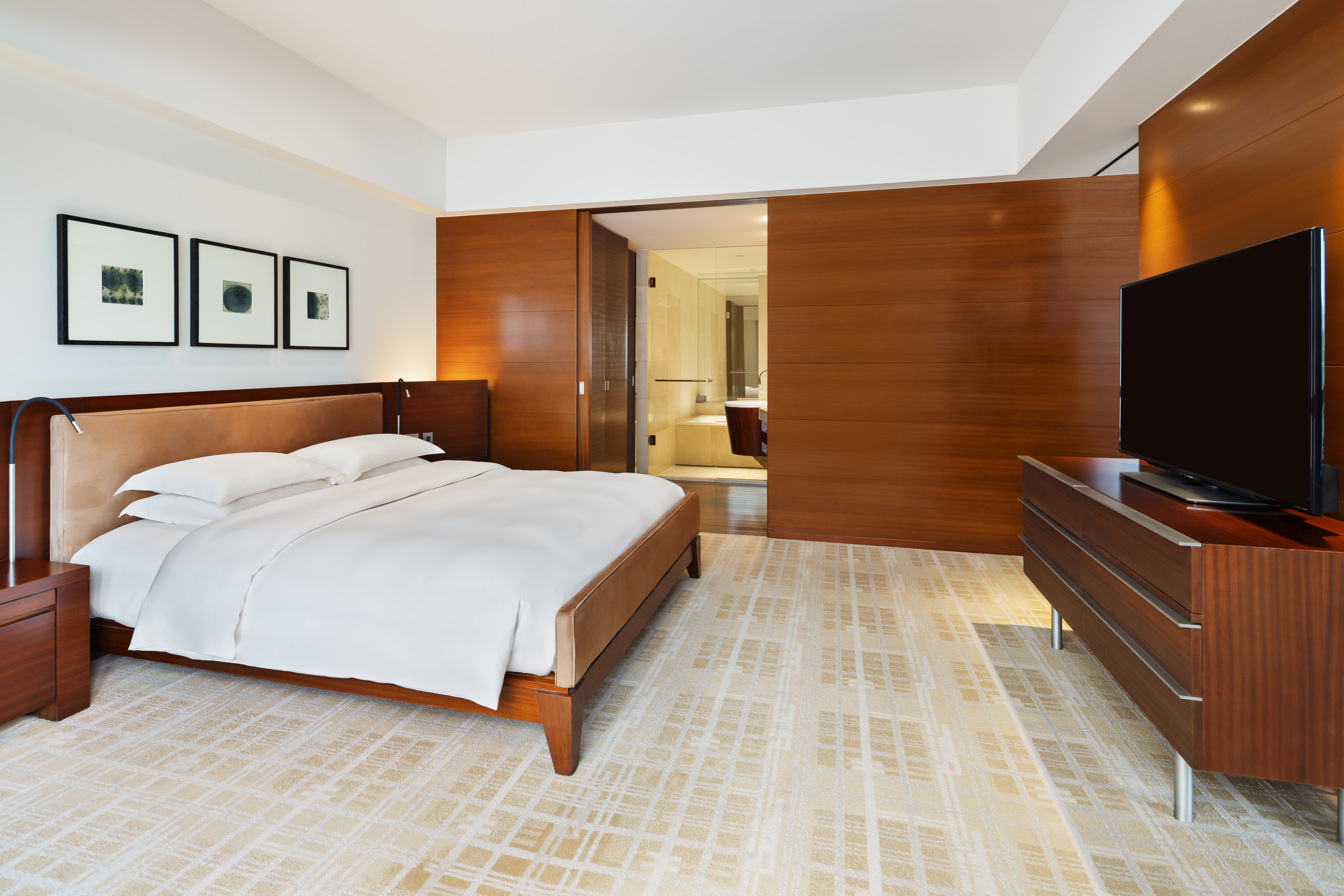 グランドスイート キング