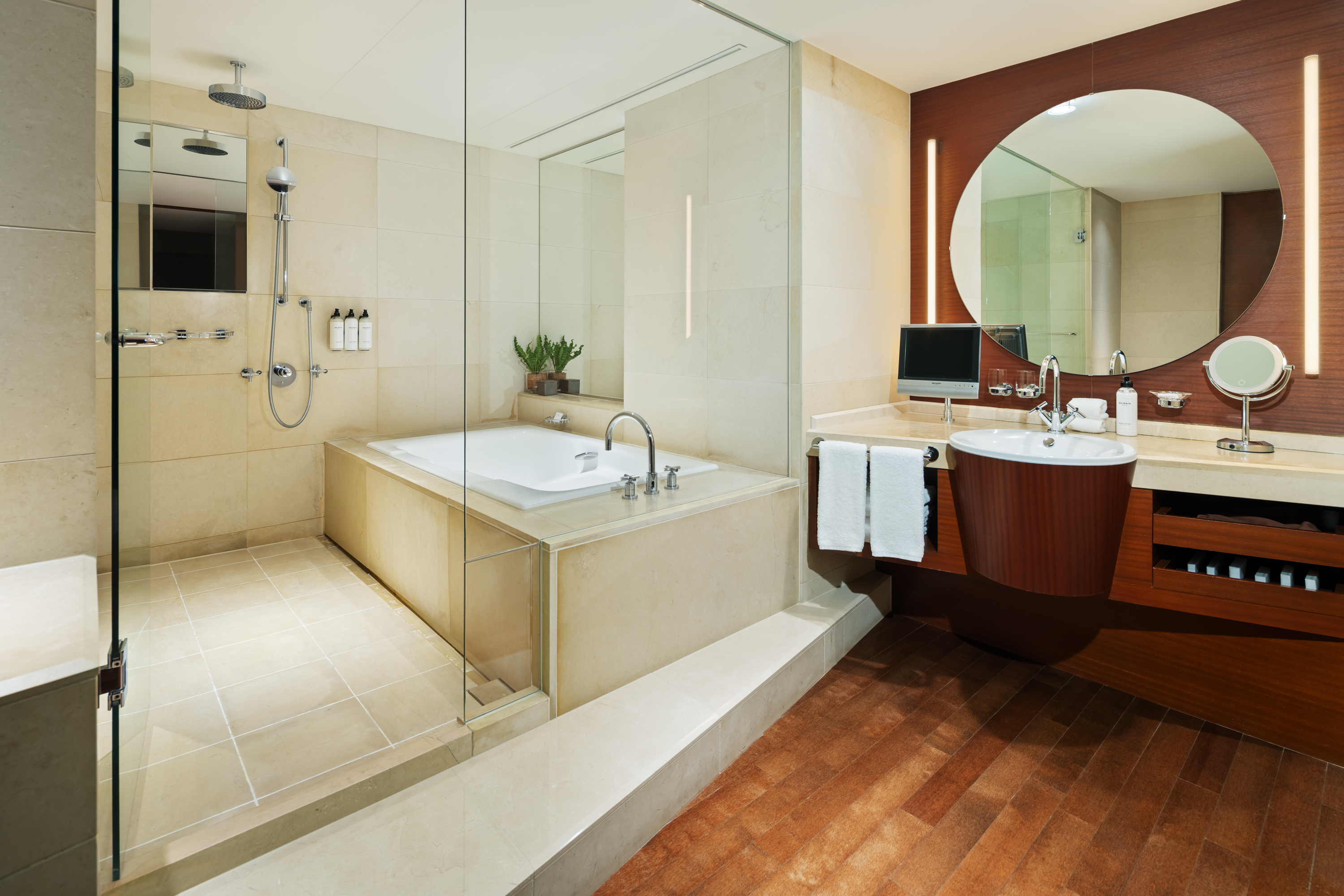 ディプロマットスイート ツイン