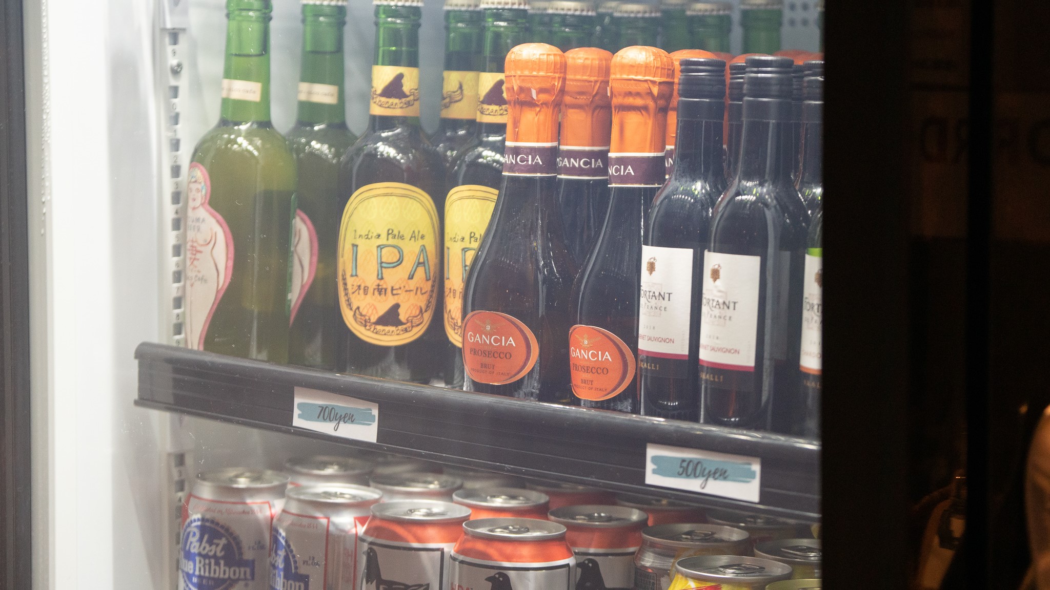 非日常のホテルステイを盛り上げるドリンクご用意しております