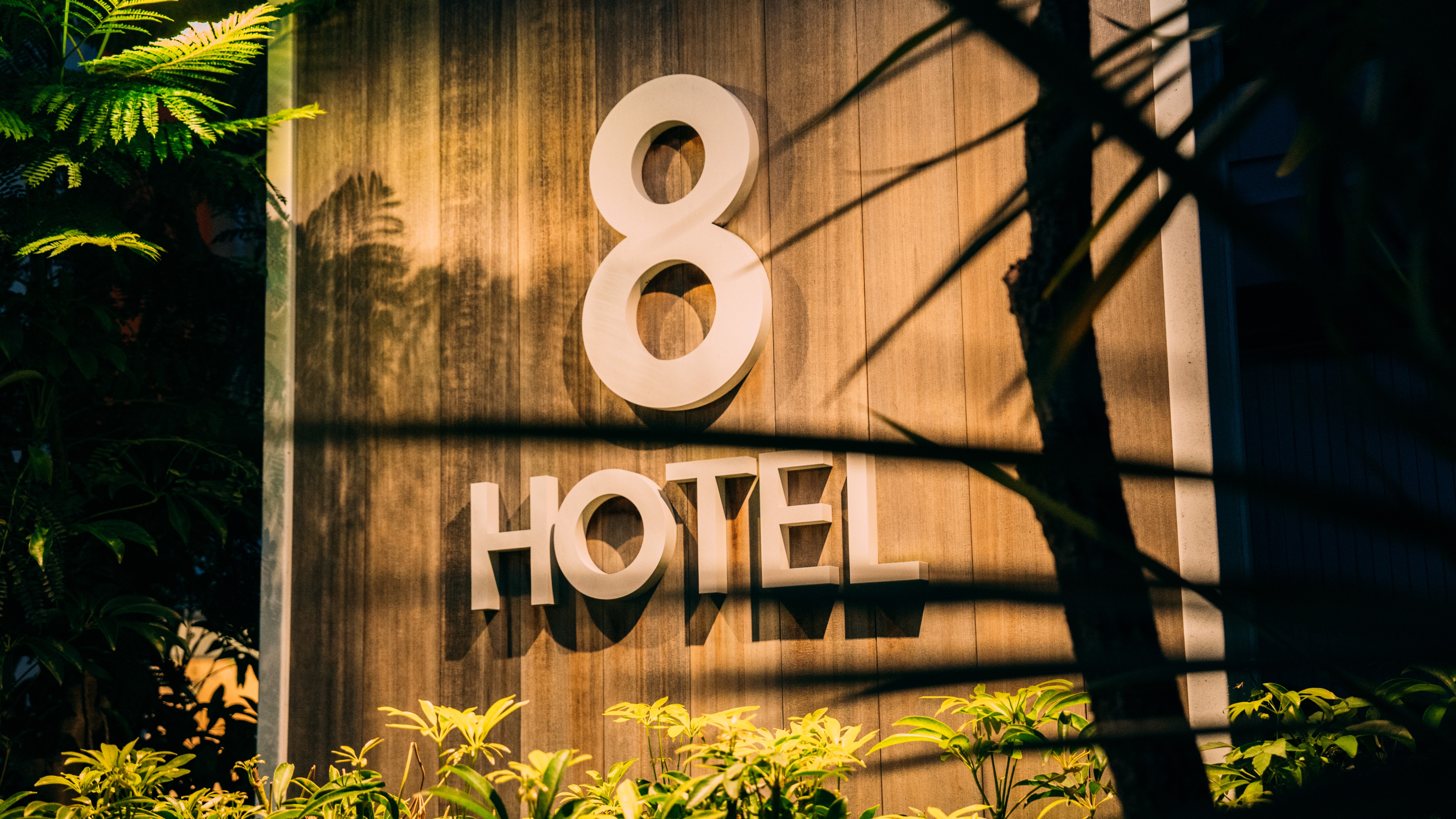 茅ヶ崎駅南口より徒歩4分