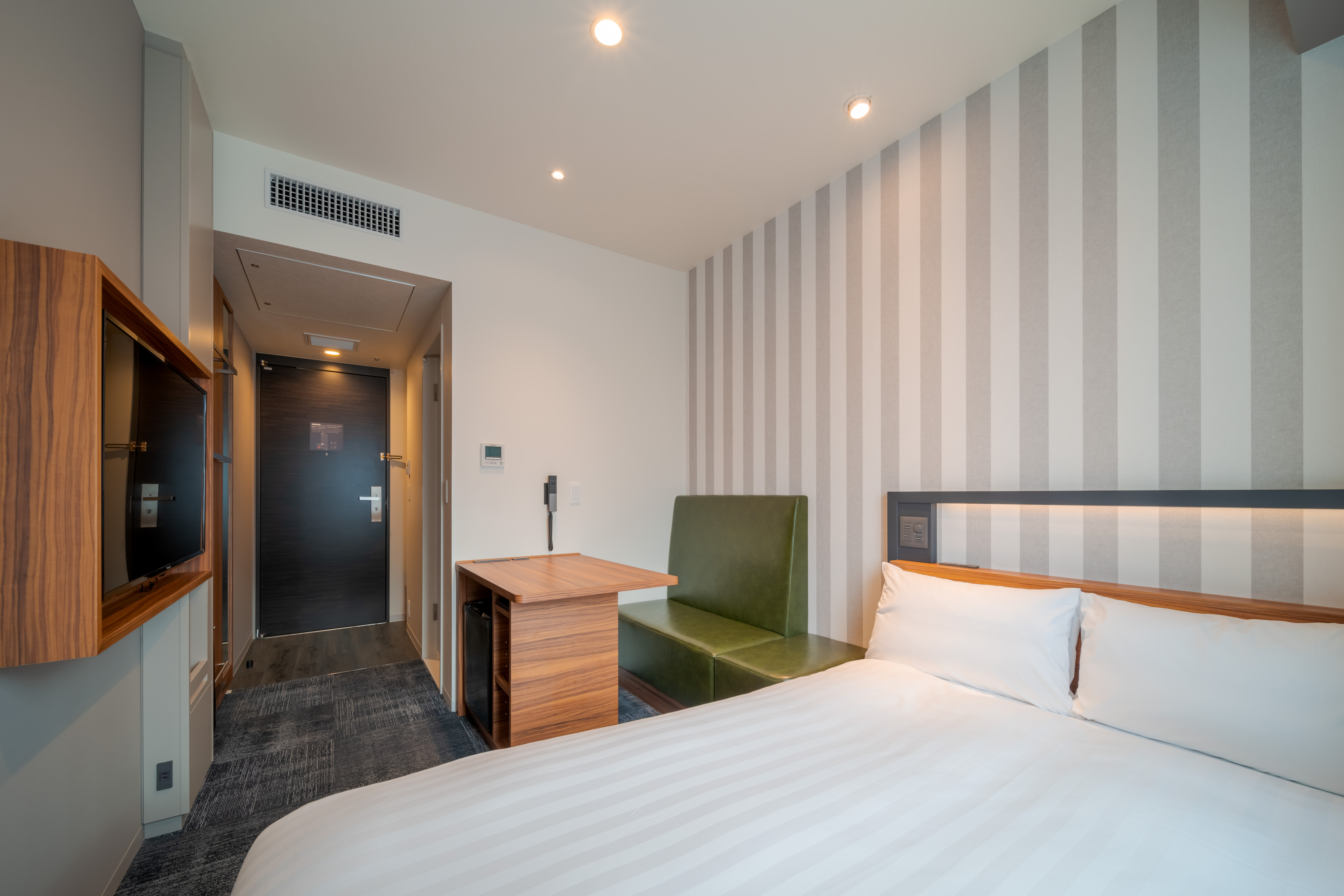 ヴィアインシングル(14㎡ / 140cmサイズベッド)