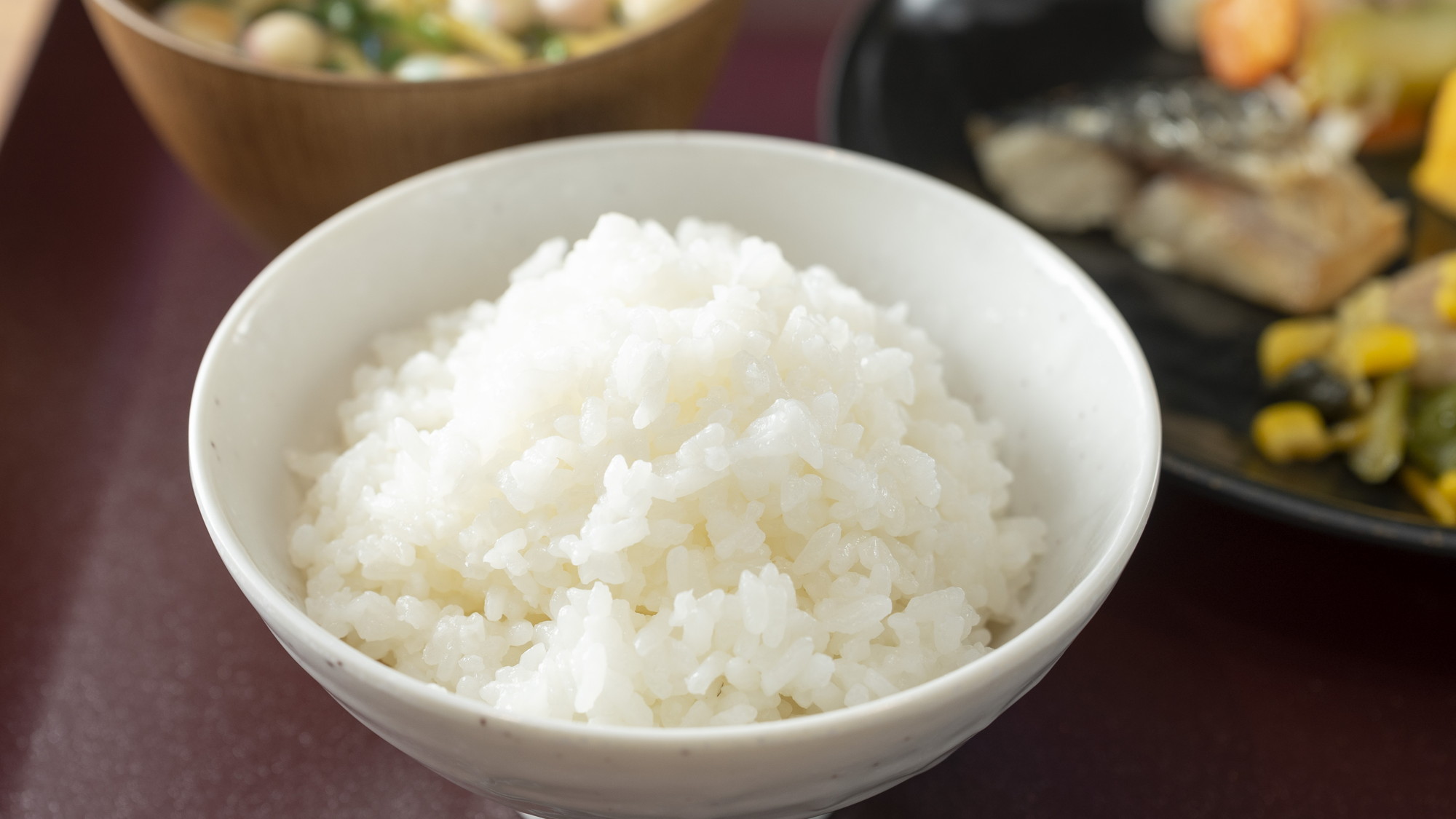 【Natural】国産米のお米を使用した炊き立てのご飯