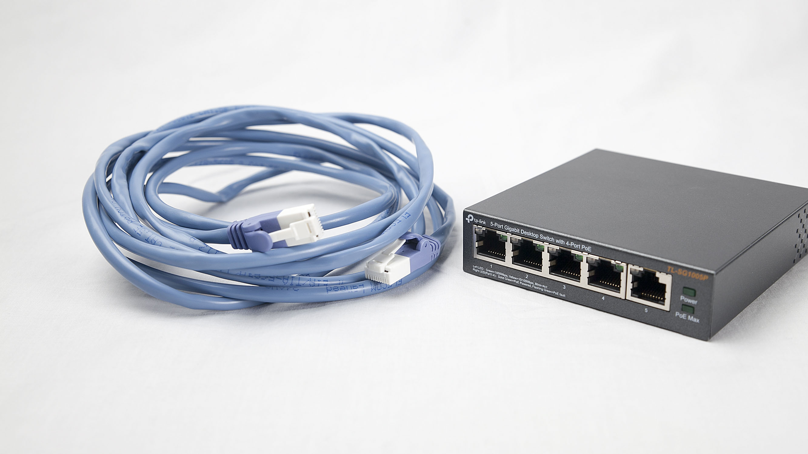 貸出品：ハブ・ランケーブル