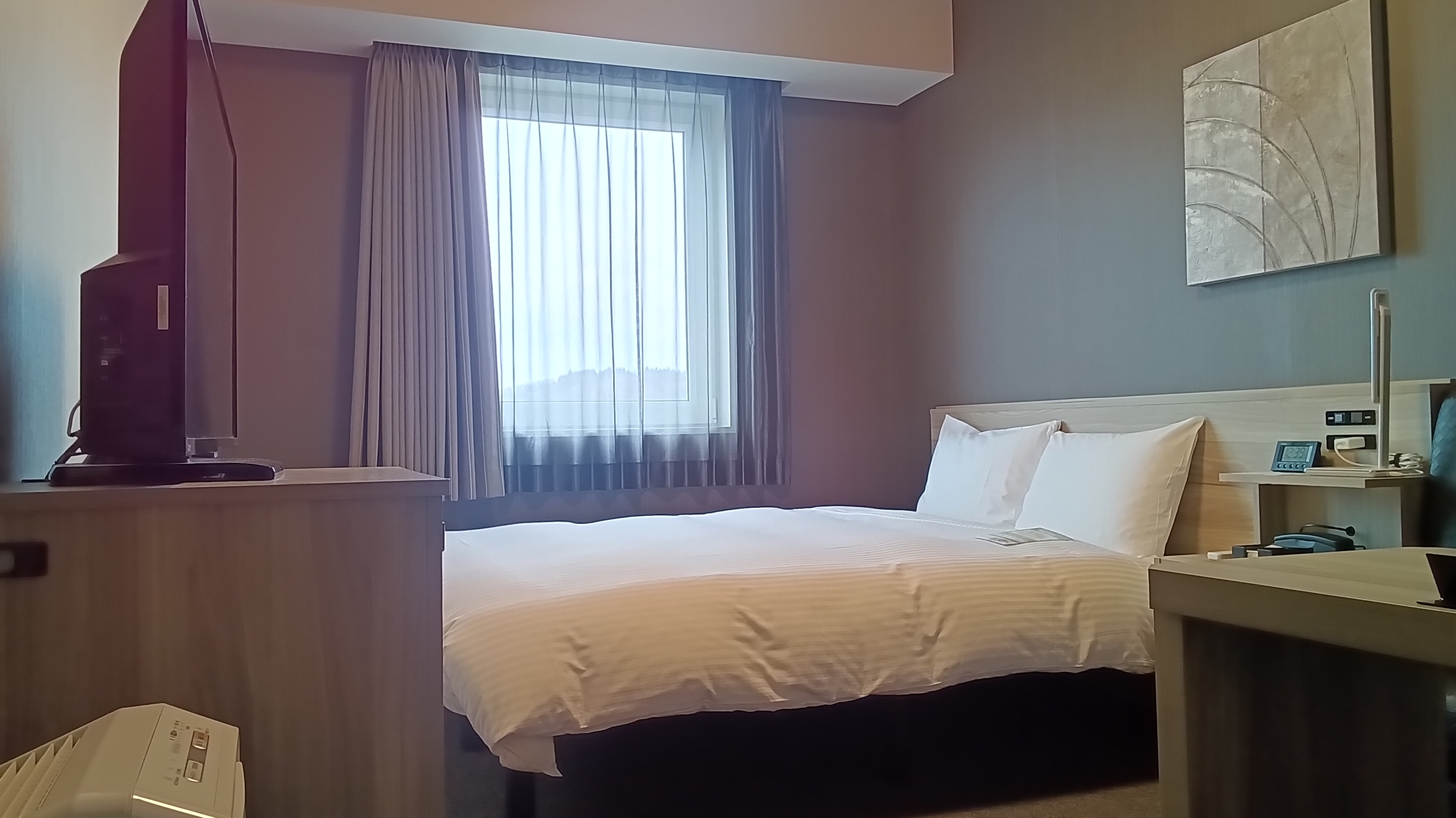 ダブル①ゆったりワイドな160cmダブルベッドで、至福の眠りを