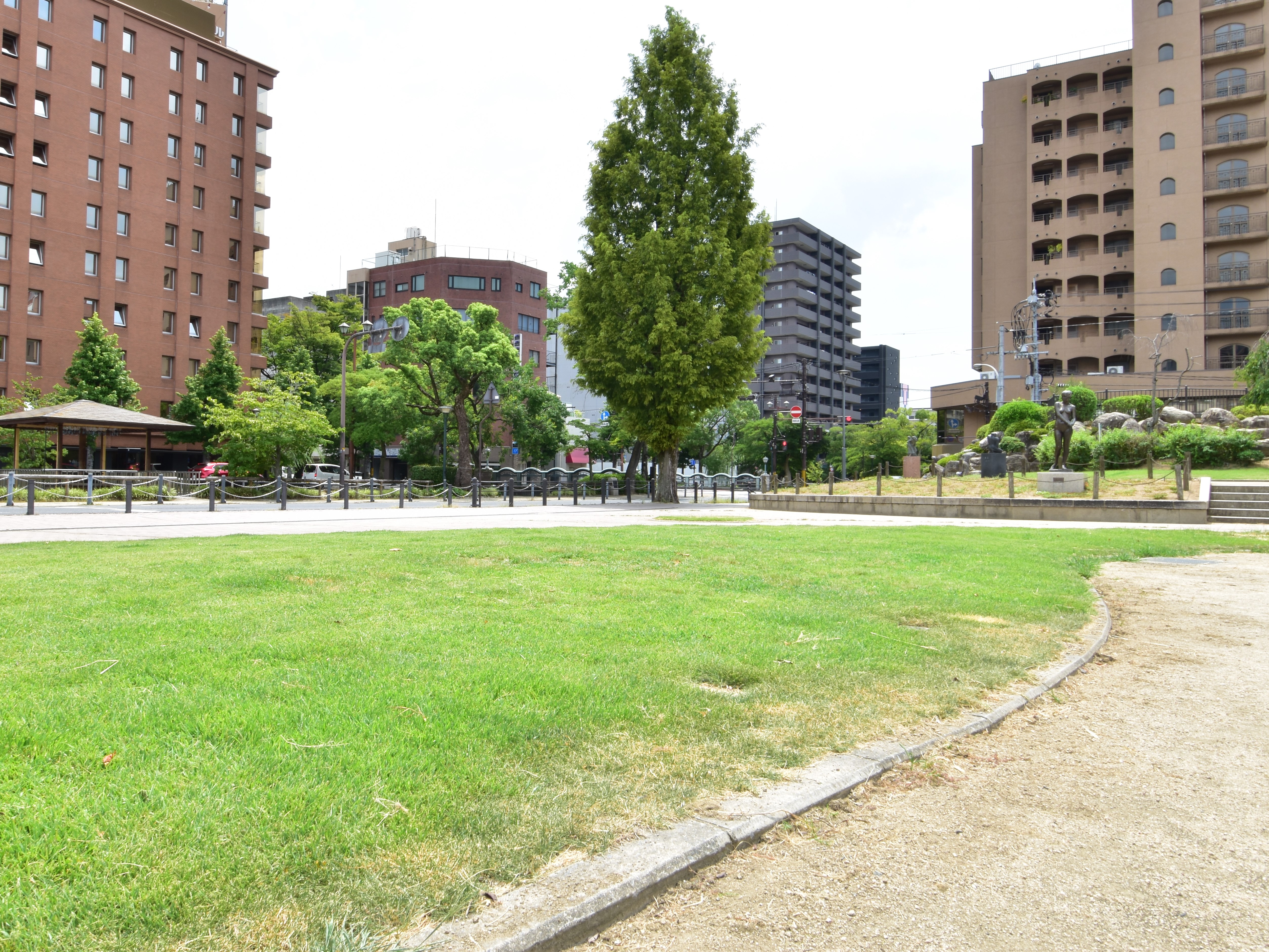 下石井公園（芝生）