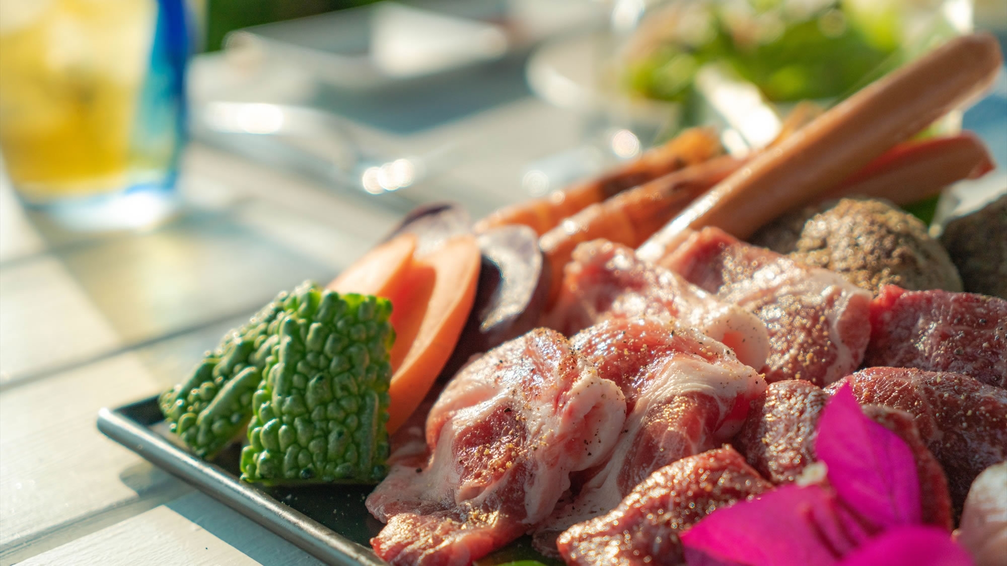 朝も夜も石垣の幸を堪能♪石垣牛と南国リゾートを 味わう満喫BBQコース（夕朝食付き）