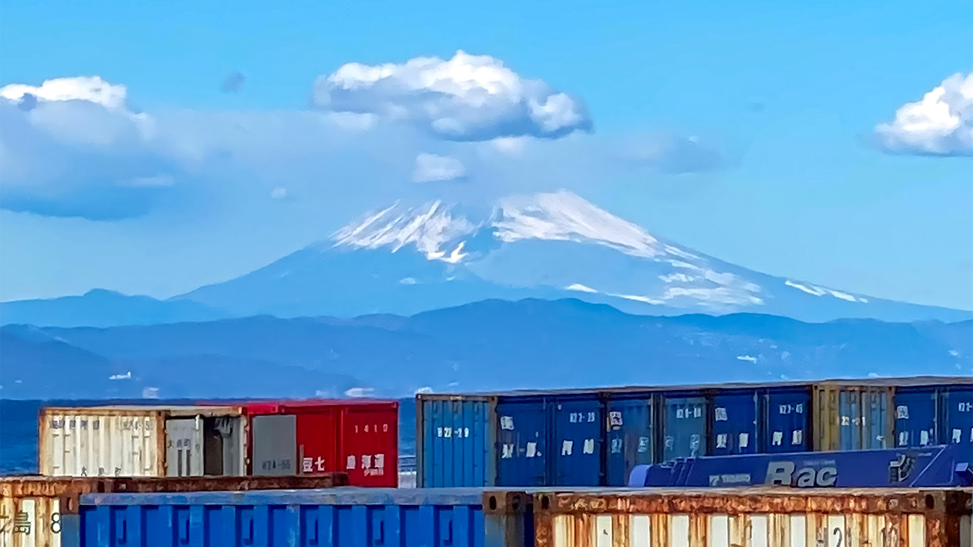 ・大島から見る富士山