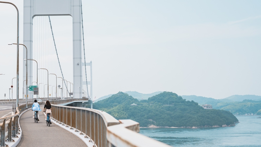 来島海峡大橋は、徒歩でも自転車でも渡ることが可能です。