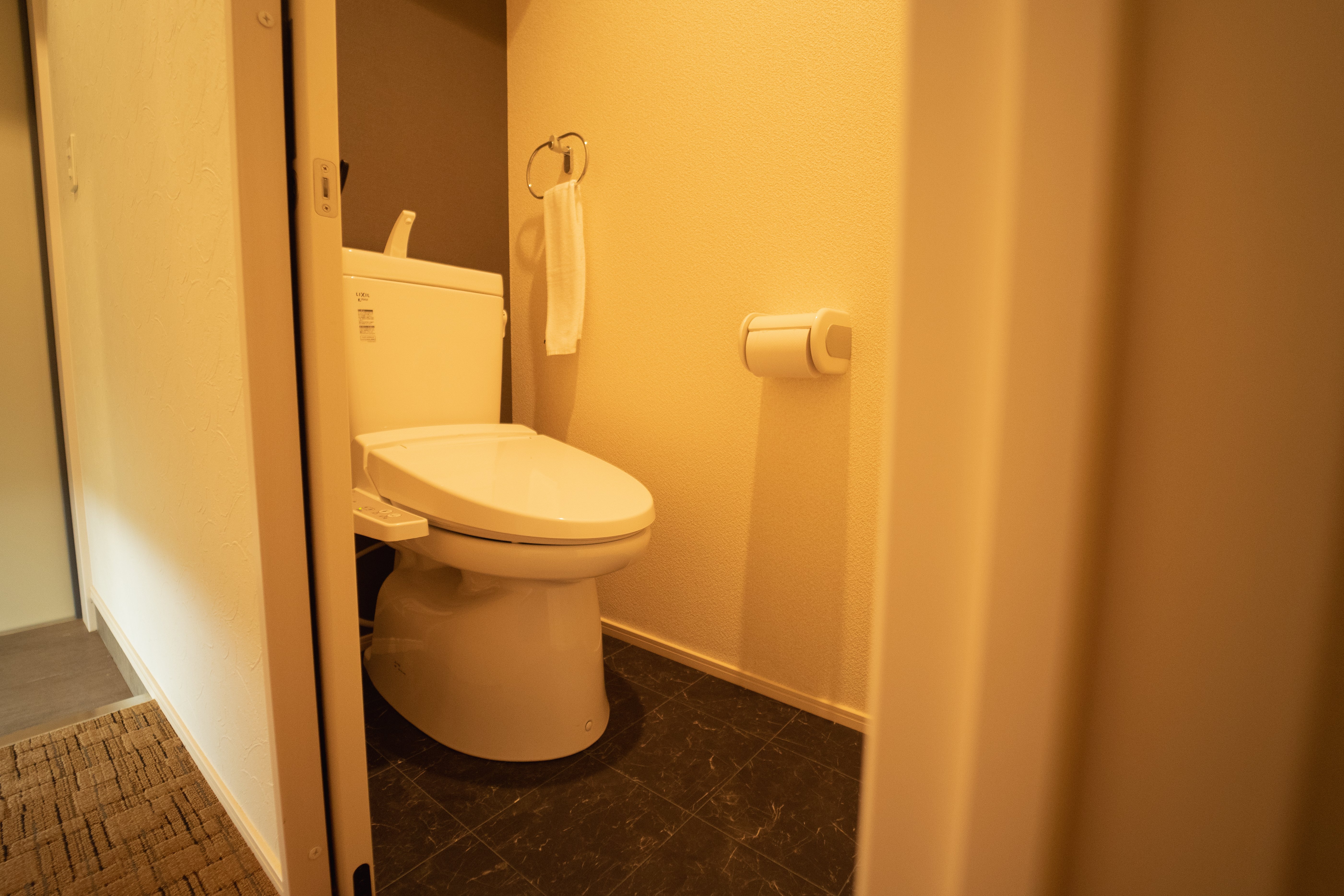 クイーンスイート　トイレ