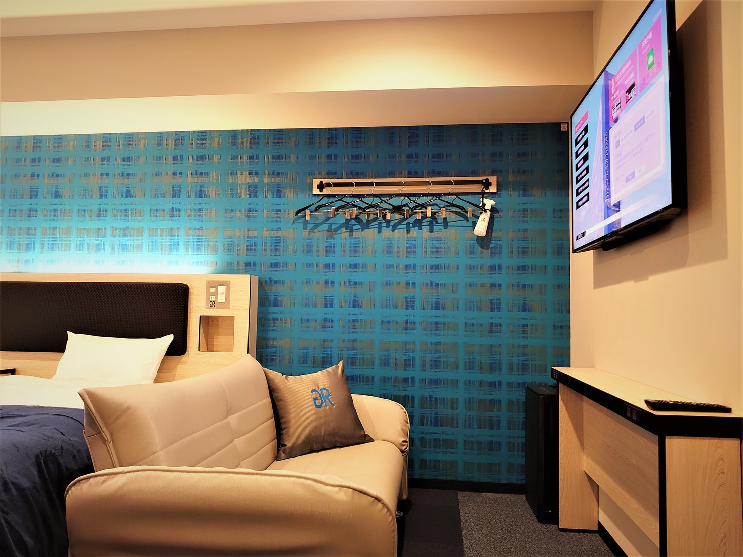 ユニバーサルツイン