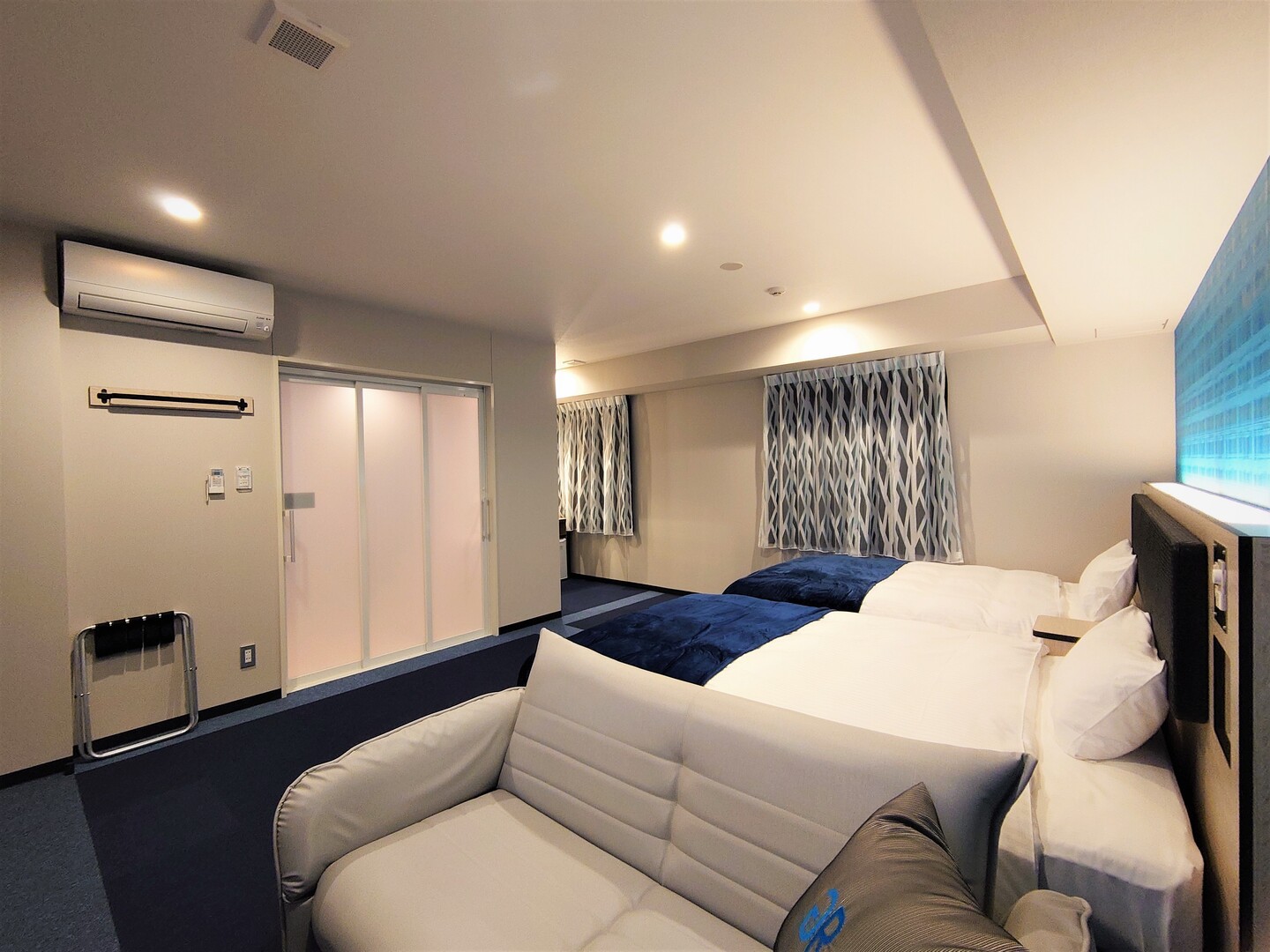 ユニバーサルツイン3