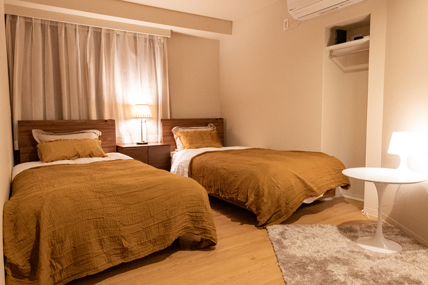 Melrot 2nd bedroom
