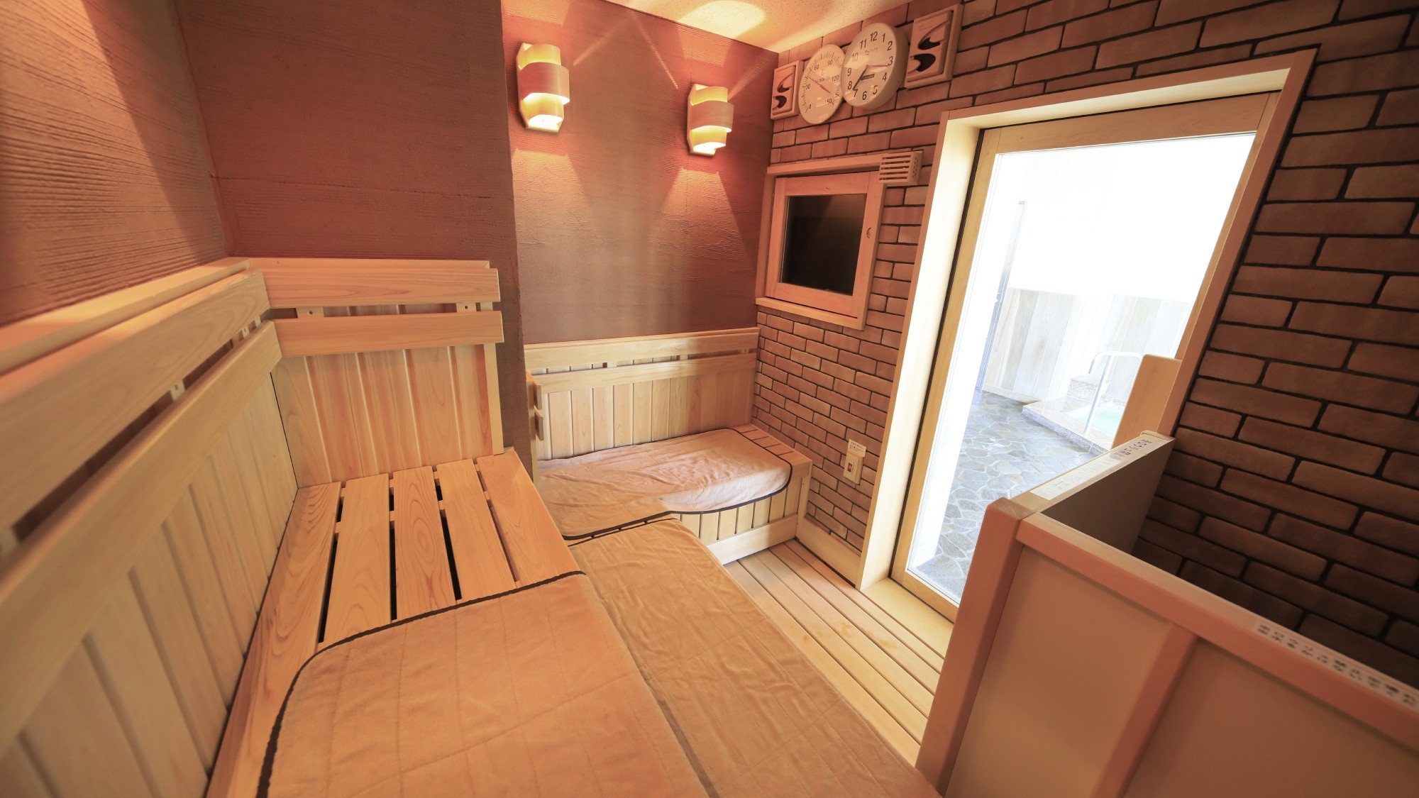 【鍋付きの特別御膳プラン】12/1〜12/23限定◆1泊2食付◆ご予約は2名様から＜大浴場完備＞