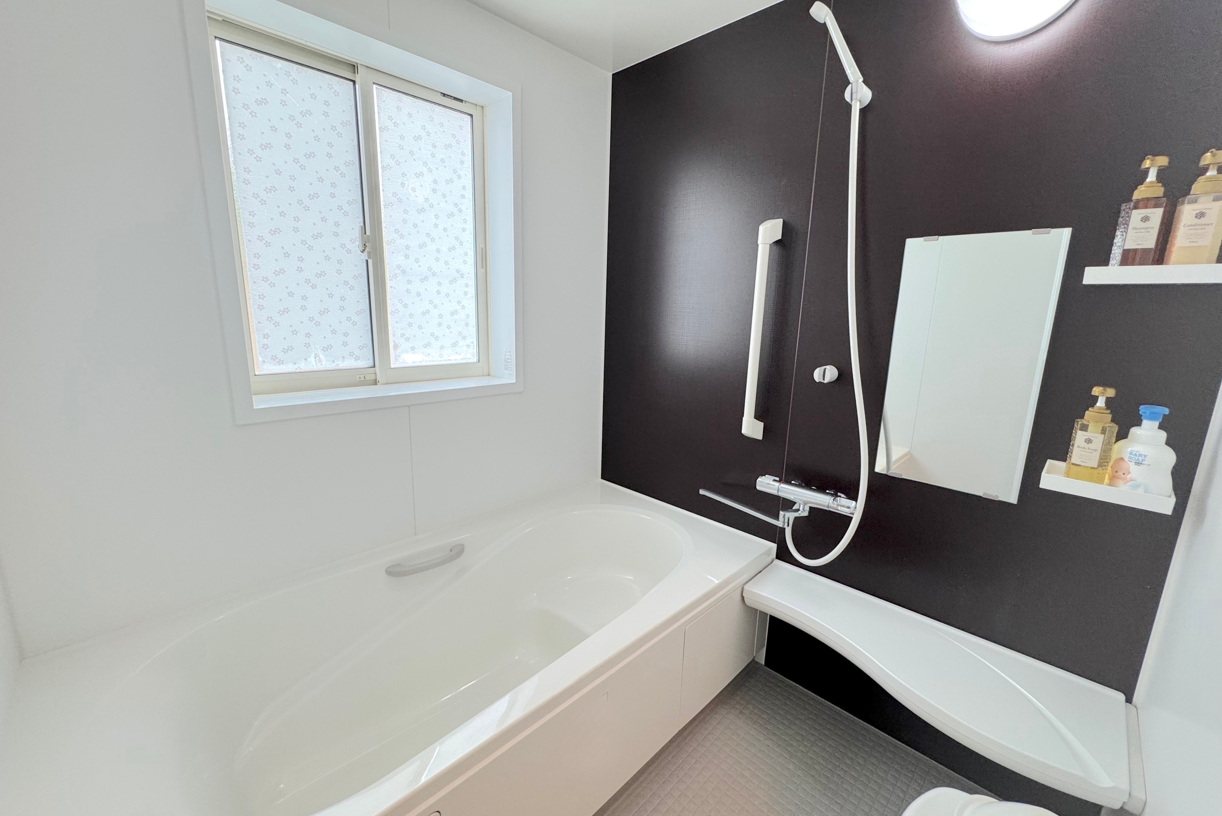 C棟：バスルーム