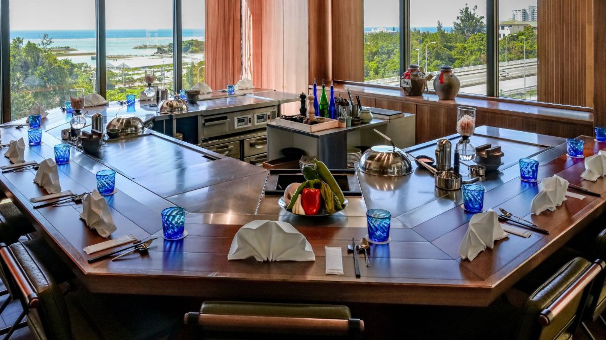 【DINNER＆STAY】宜野座の活け車海老、鉄板で魅せる至福の一皿。（鉄板焼き＆朝食付）