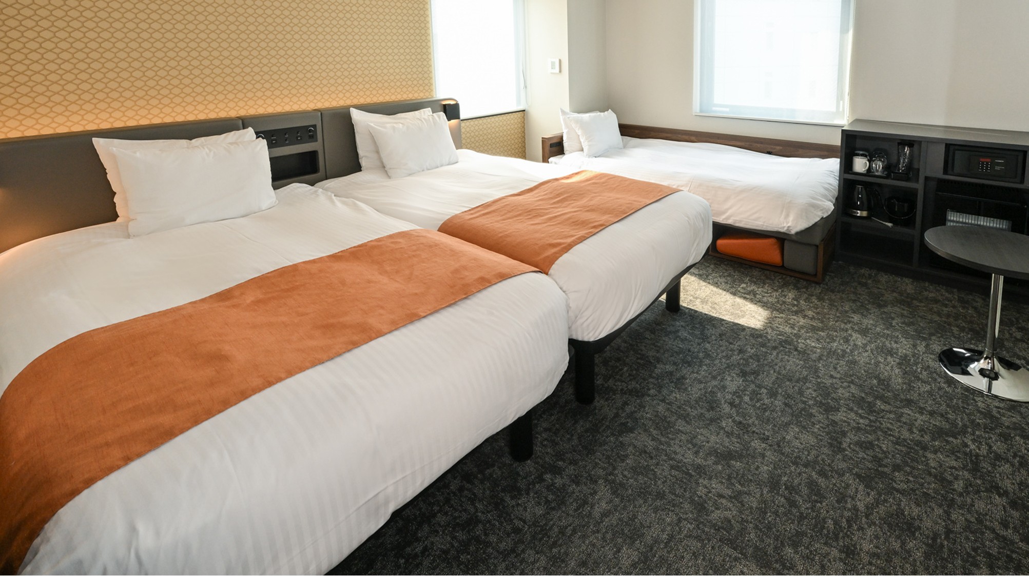 ハリウッドモデレートツイン（3名仕様）